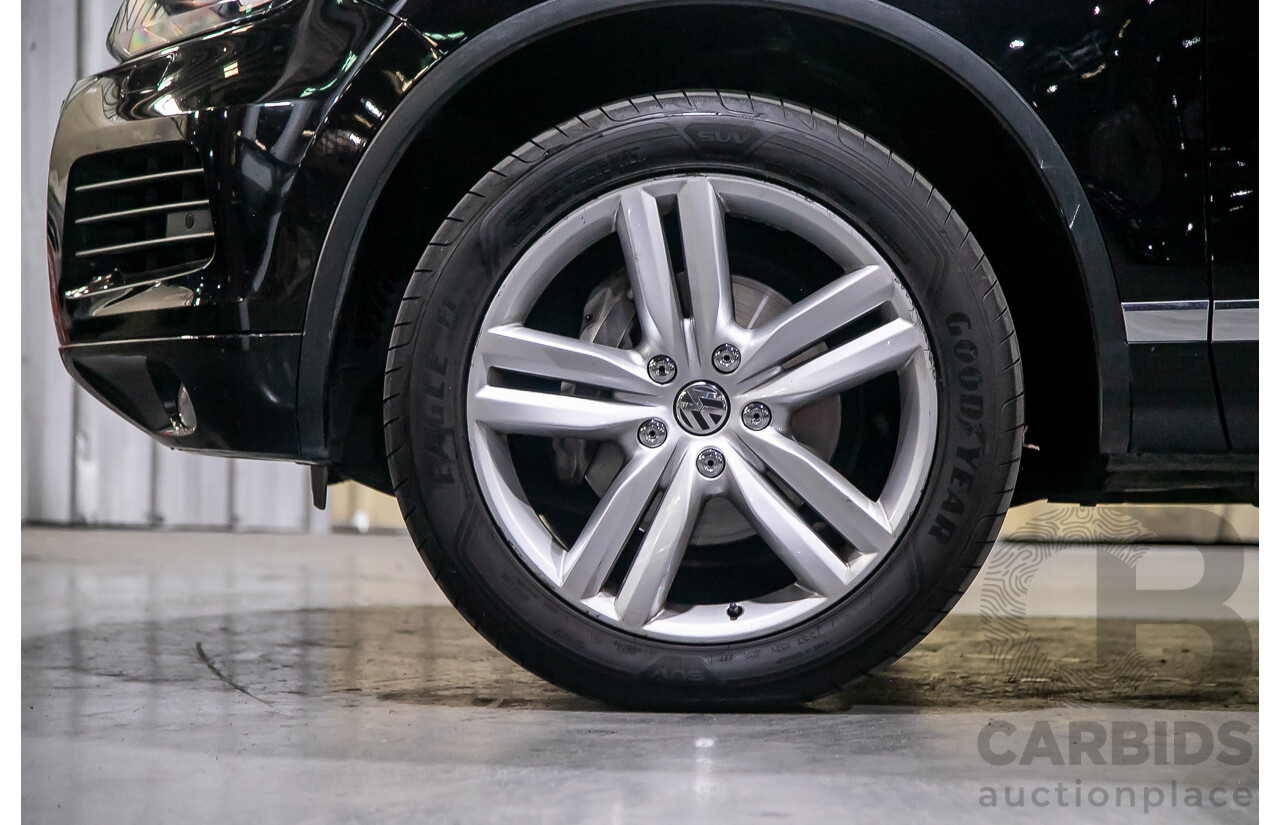 05/14 Volkswagen Touareg V6 TDI (AWD) 7P MY14 4d Wagon Metallic Black Turbo Diesel V6 3.0L