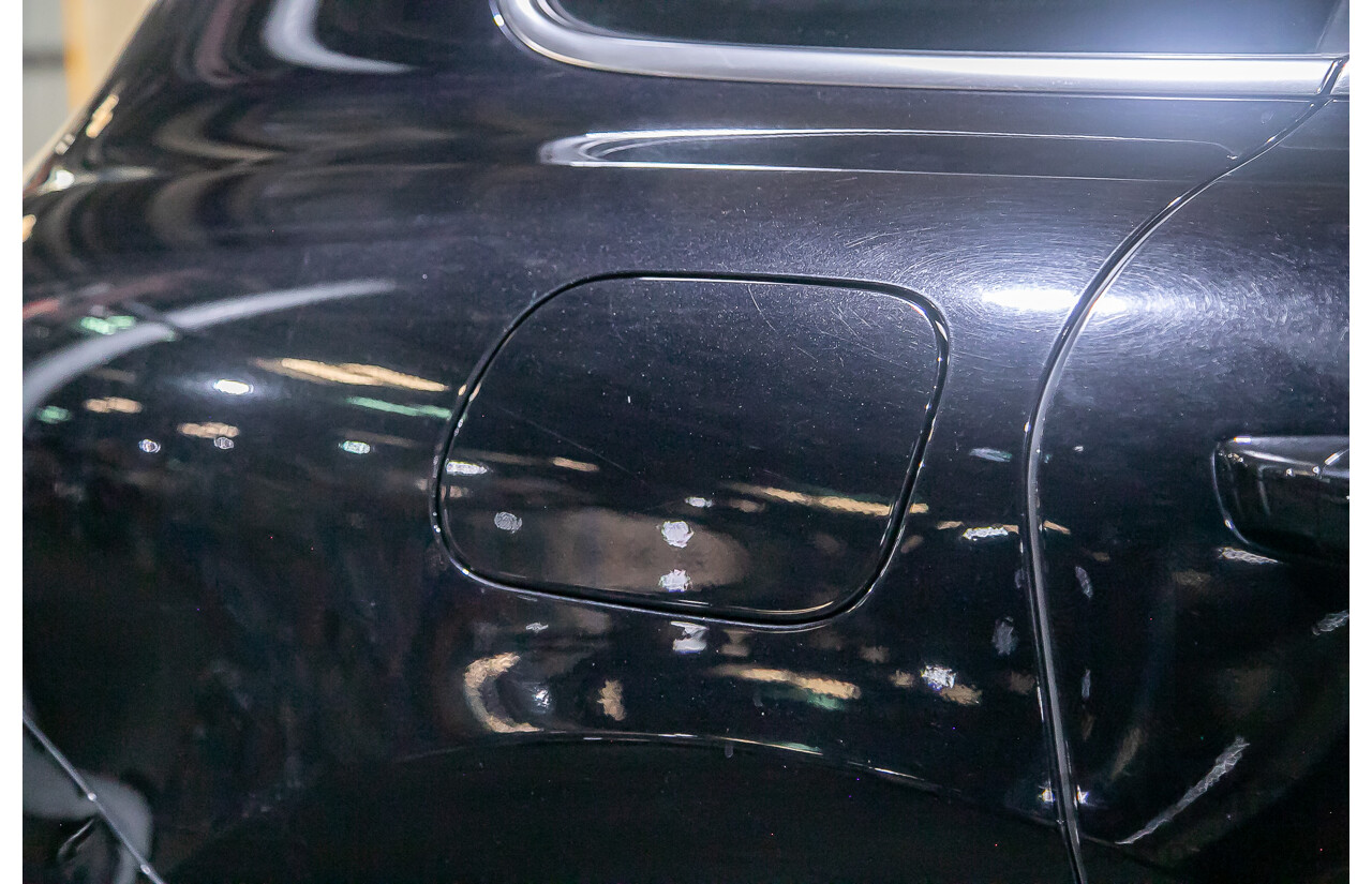 05/14 Volkswagen Touareg V6 TDI (AWD) 7P MY14 4d Wagon Metallic Black Turbo Diesel V6 3.0L