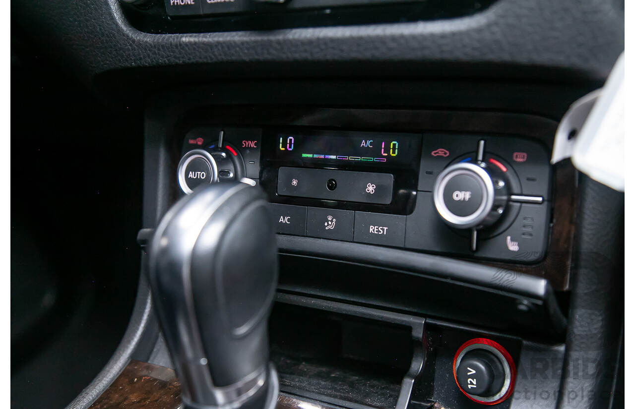 05/14 Volkswagen Touareg V6 TDI (AWD) 7P MY14 4d Wagon Metallic Black Turbo Diesel V6 3.0L