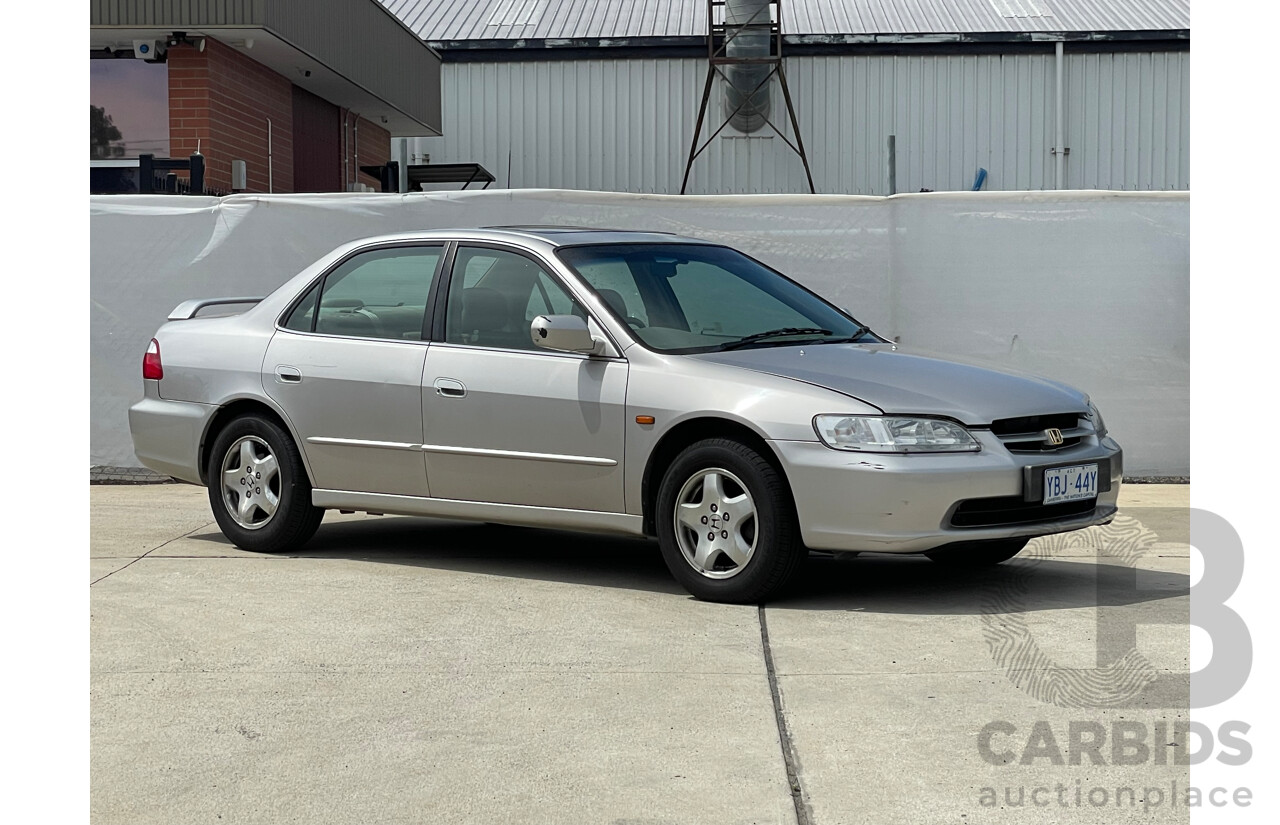07/98 Honda Accord V6 FWD  4D Sedan Silver 3.0L