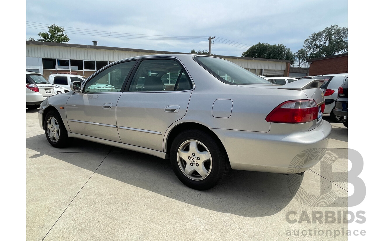 07/98 Honda Accord V6 FWD  4D Sedan Silver 3.0L
