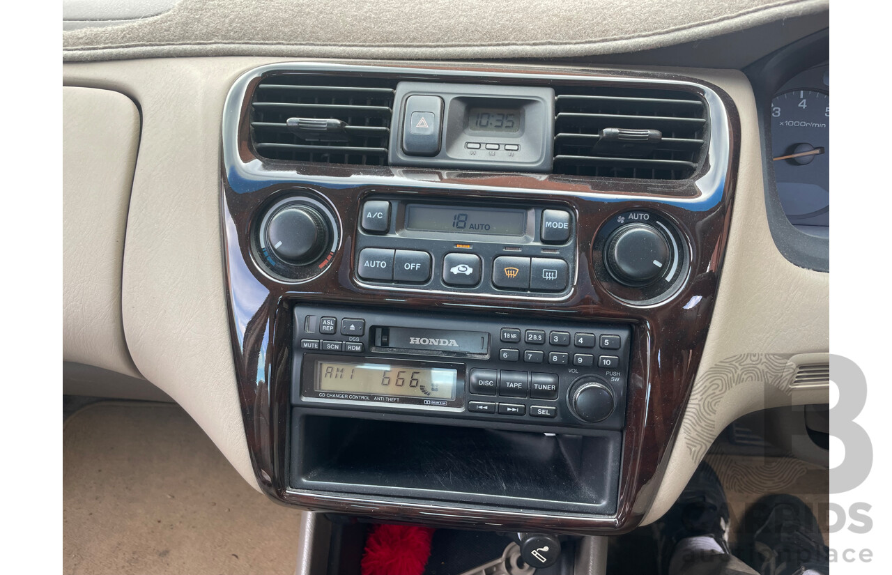 07/98 Honda Accord V6 FWD  4D Sedan Silver 3.0L