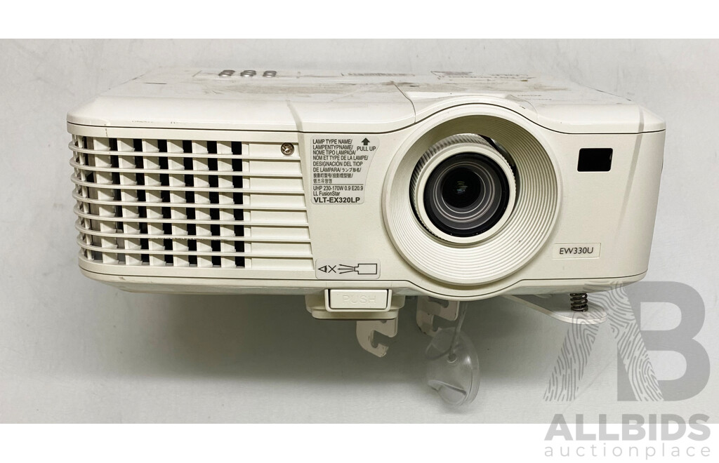 Mitsubishi (EW330U) WXGA Projector