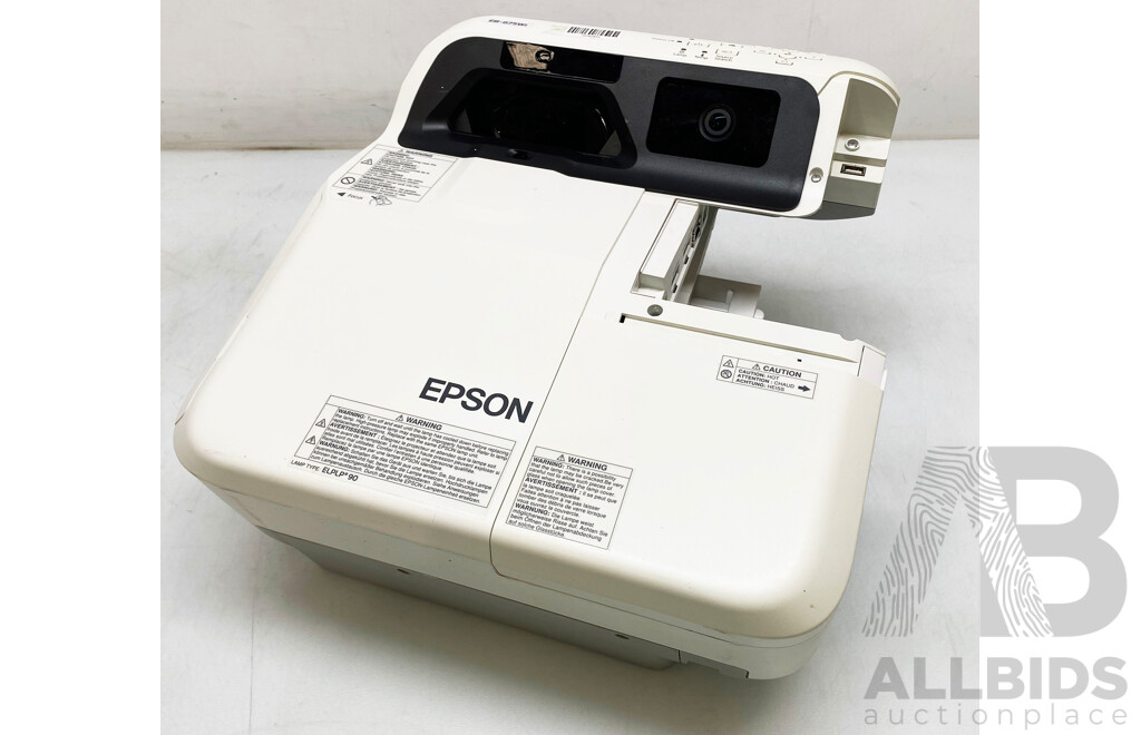Epson (EB-675Wi) WXGA Ultra Throw Projector
