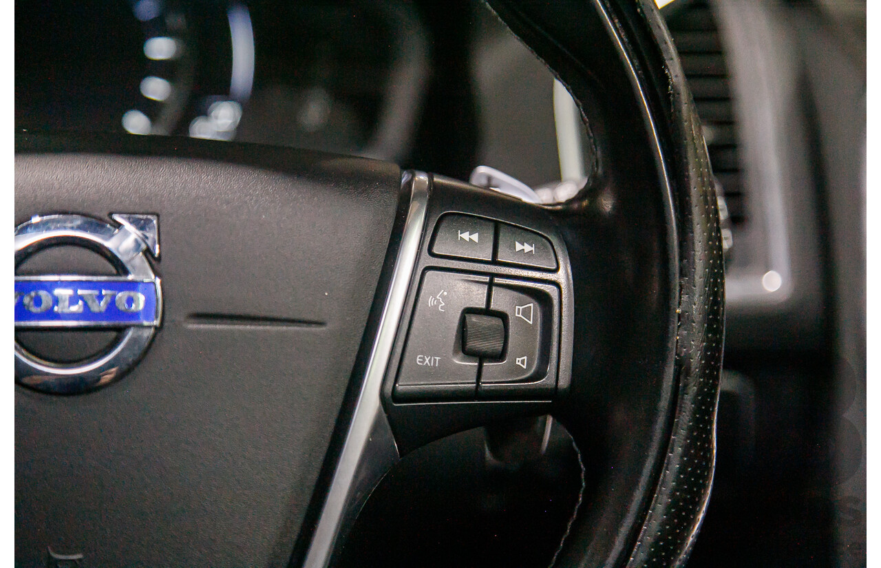 6/2015 Volvo XC60 D5 R-Design (AWD) DZ MY15 4d Wagon Metallic Black Twin Turbo Diesel 2.4L