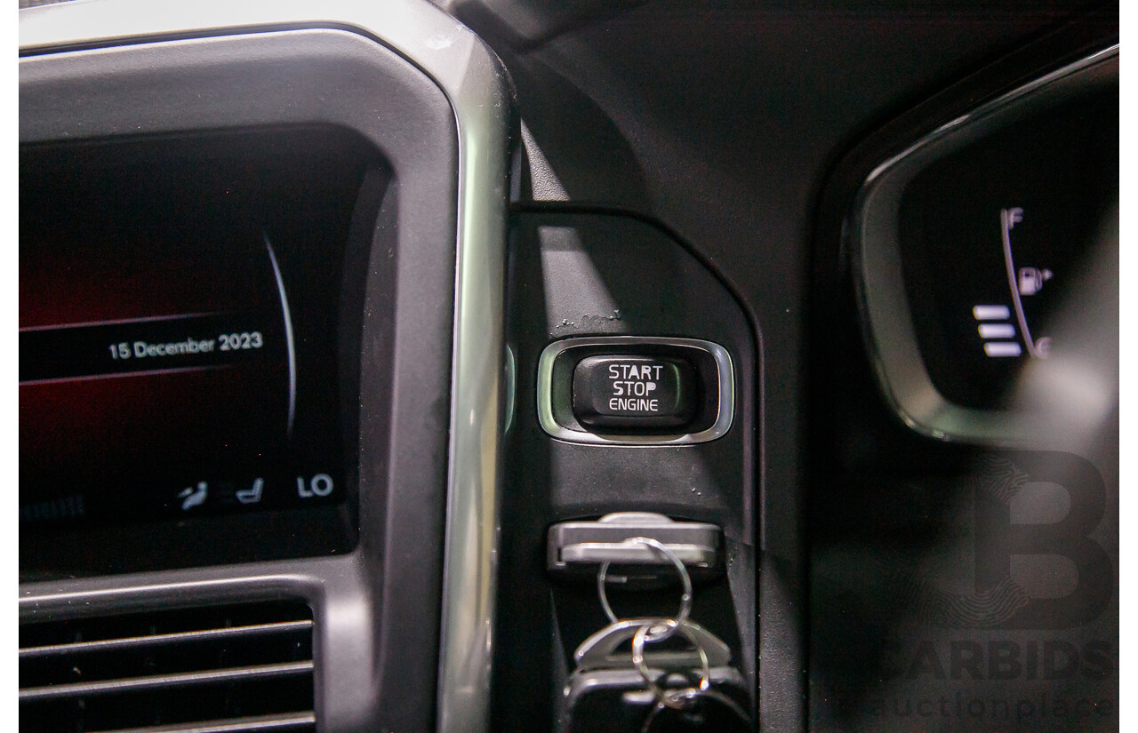 6/2015 Volvo XC60 D5 R-Design (AWD) DZ MY15 4d Wagon Metallic Black Twin Turbo Diesel 2.4L