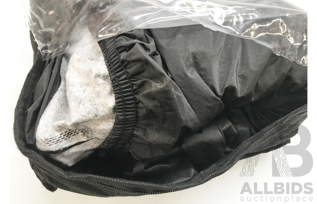 I Med Car Cover (Black)