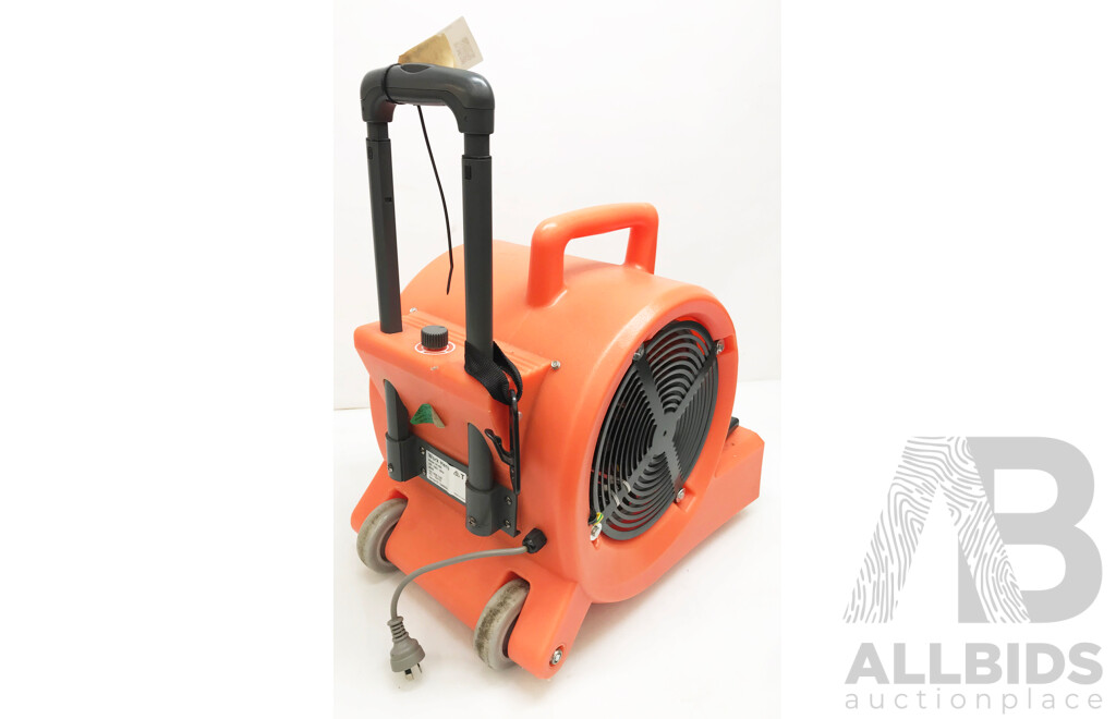 Work Hero (SC-900) 240V Carpet Blower
