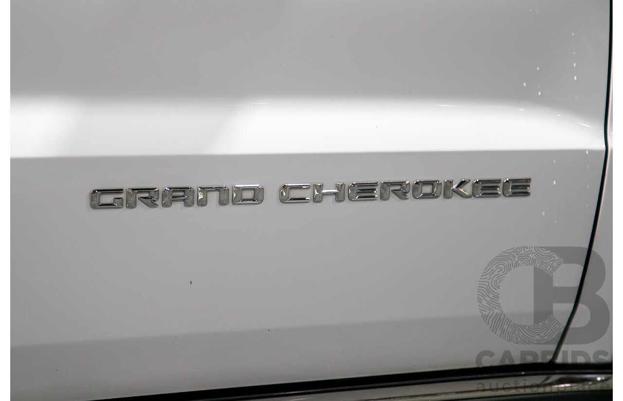 1/2014 Jeep Grand Cherokee Summit (4x4) WK MY14 4d Wagon White Turbo Diesel V6 3.0L