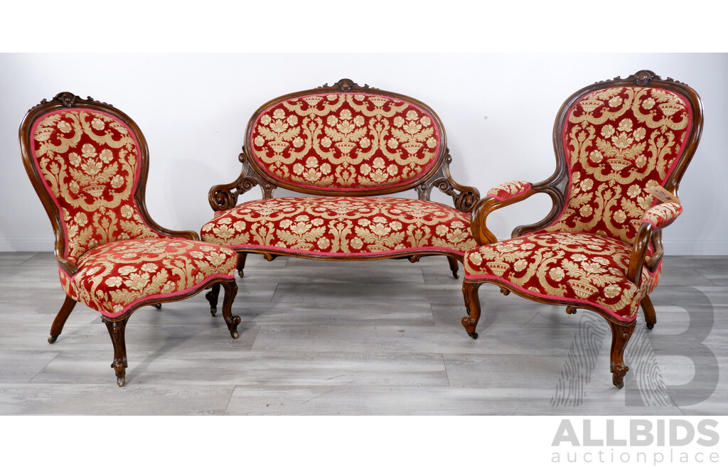 Mid 19th Century Three Piece Lounge Suite