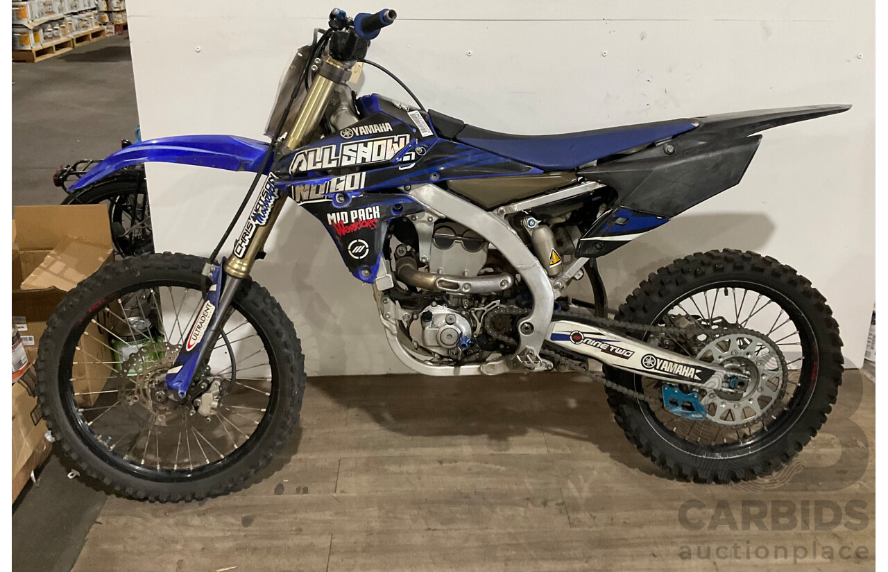 YAMAHA DIRT BIKE