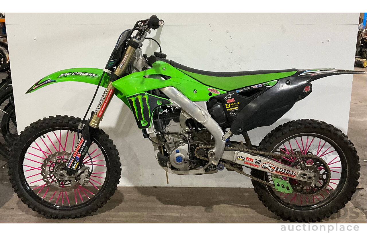 KAWASAKI KX250 250cc Dirt Bike