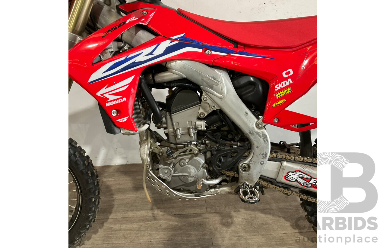 HONDA CRF250R 250cc Dirt Bike