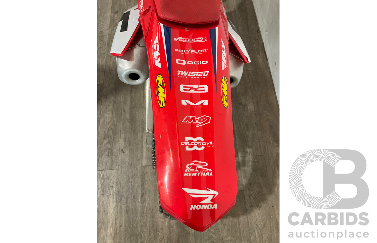 HONDA CRF250R 250cc Dirt Bike