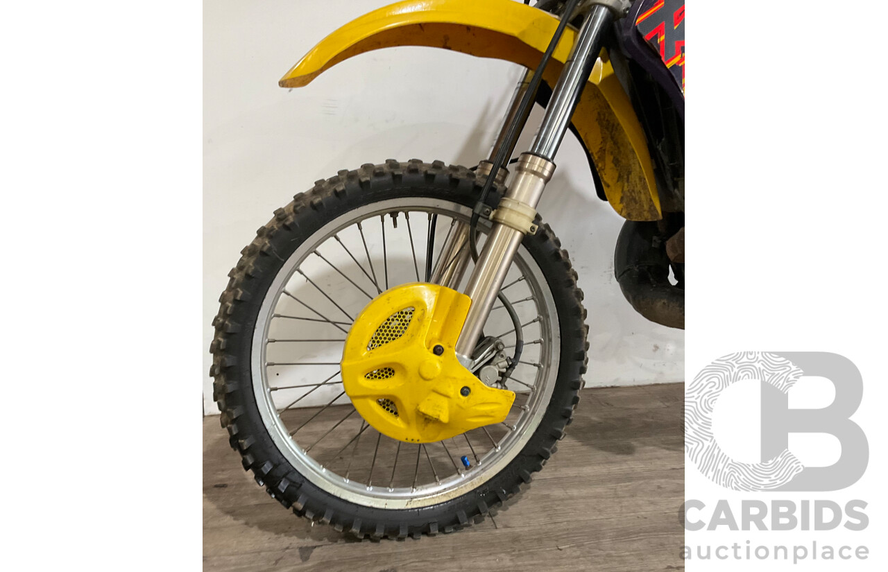 SUZUKI RMX250 250cc Dirt Bike