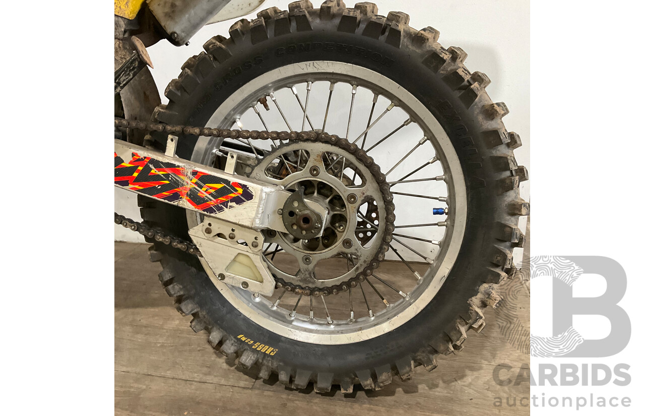 SUZUKI RMX250 250cc Dirt Bike