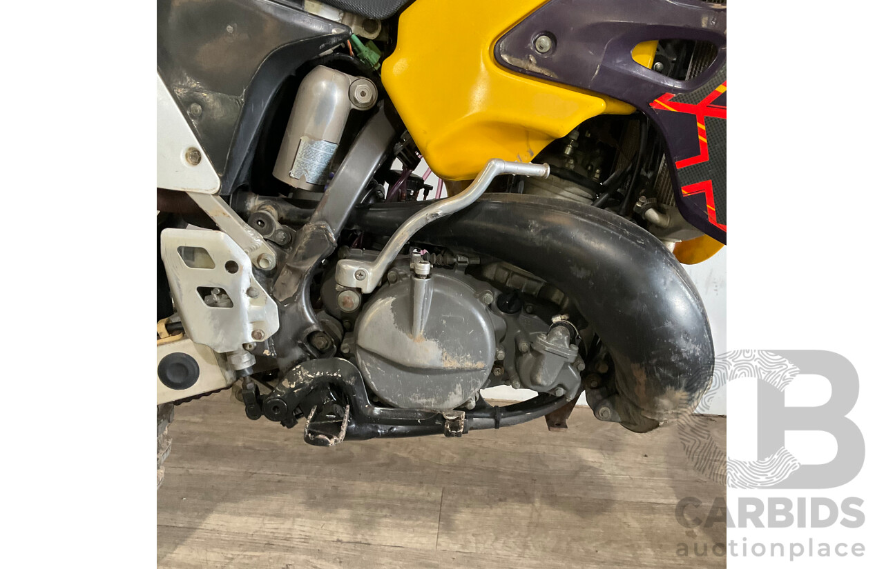 SUZUKI RMX250 250cc Dirt Bike