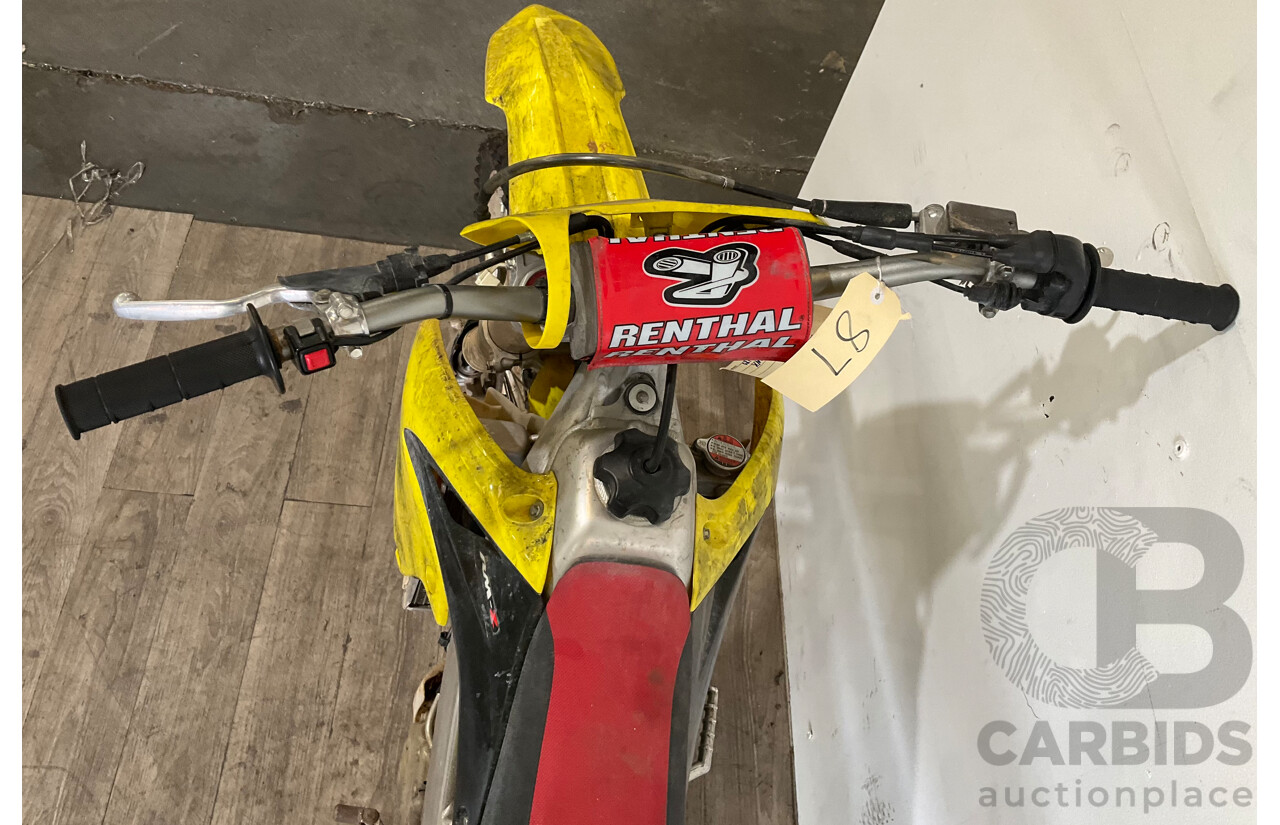 SUZUKI RM-Z 250cc Dirt Bike