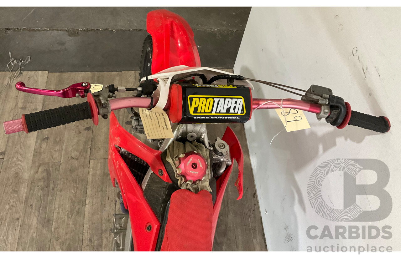 HONDA 450cc Dirt Bike