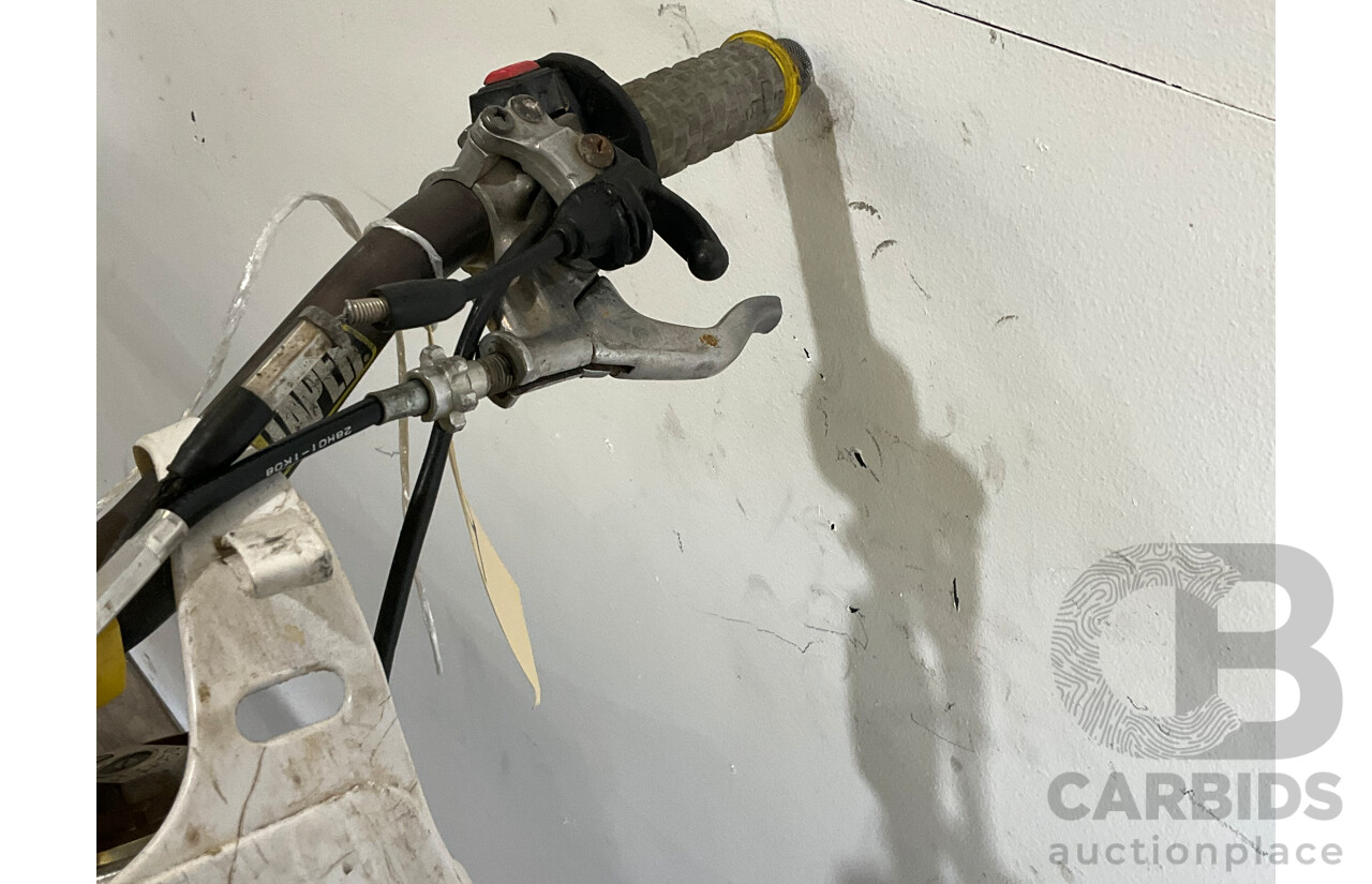 SUZUKI RM-Z Dirt Bike