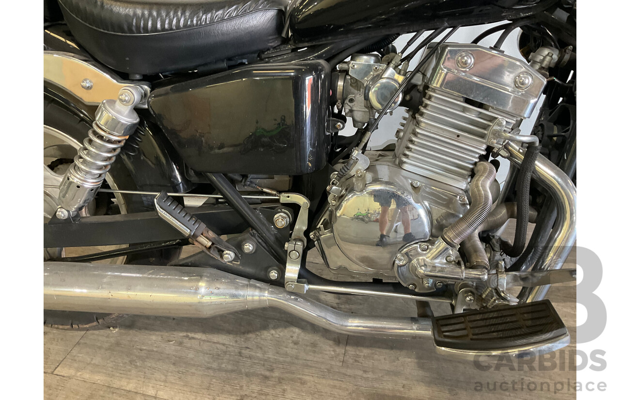 LARO-DADYW 250CC DD250E-9B SERIES 2010 BLACK MOTOR CYCLE