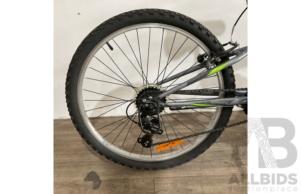 HYPER Bikes Dual Suspension - Estimated ORP $199.00