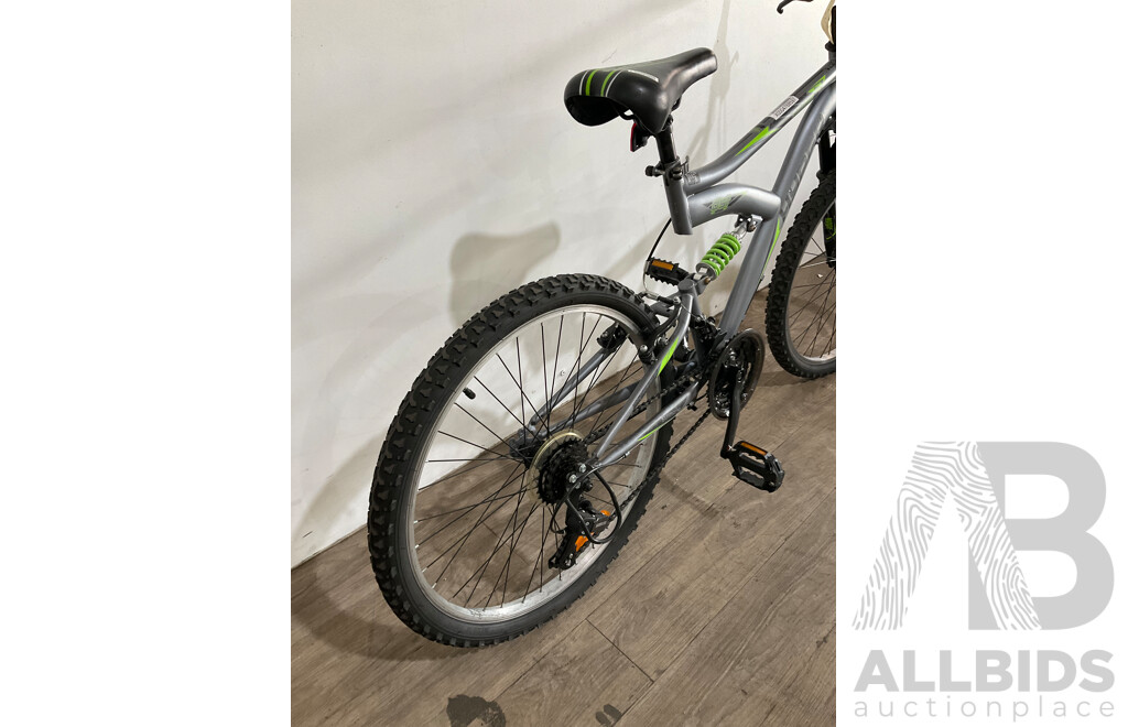 HYPER Bikes Dual Suspension - Estimated ORP $199.00