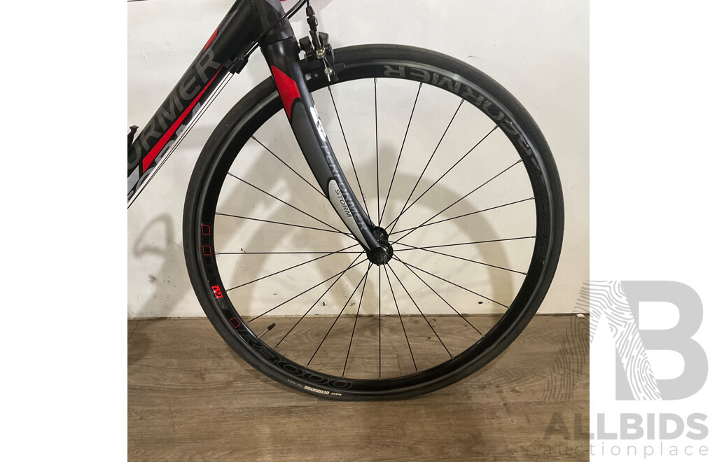 PERFORMER Storm Black & Red Road Bike