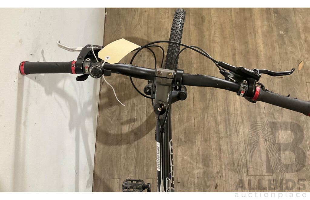 HARO V Series V2 Mountain Bike