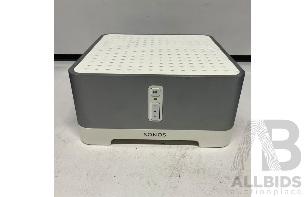 SONOS Connect AMP & XC Mini GP7A & Net Comm Wireless NP507 & MICROSOFT Remote - Lot of 4