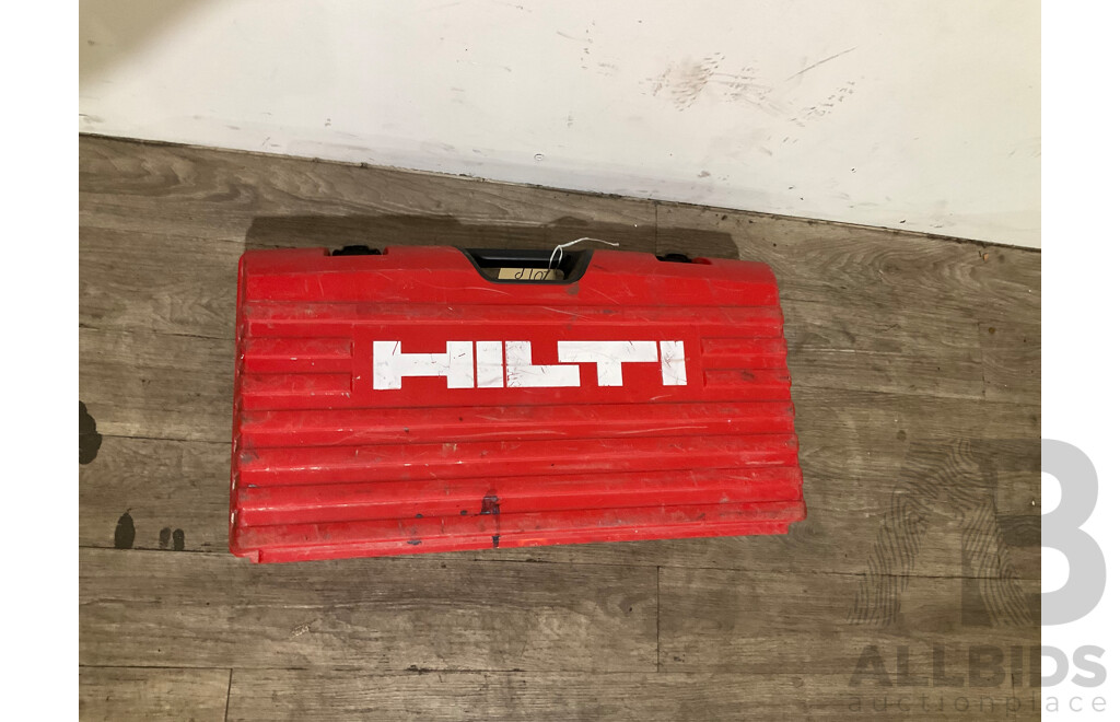 HILTI TE 1000-AVR Concrete Breaker - ORP: $3,740.00