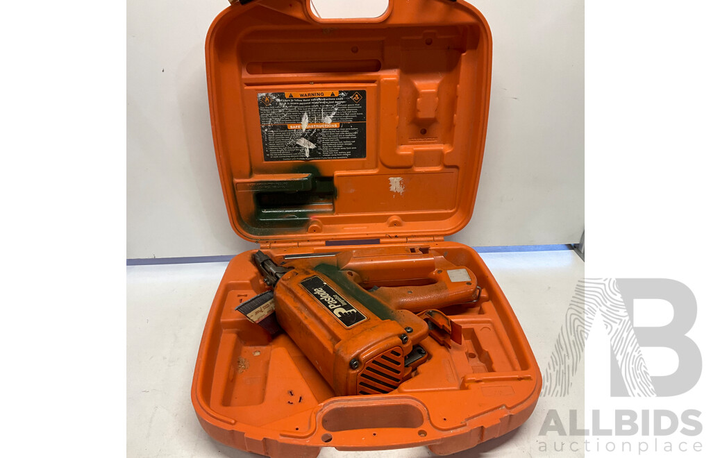 PASLODE Impulse Nailer in Carry Case