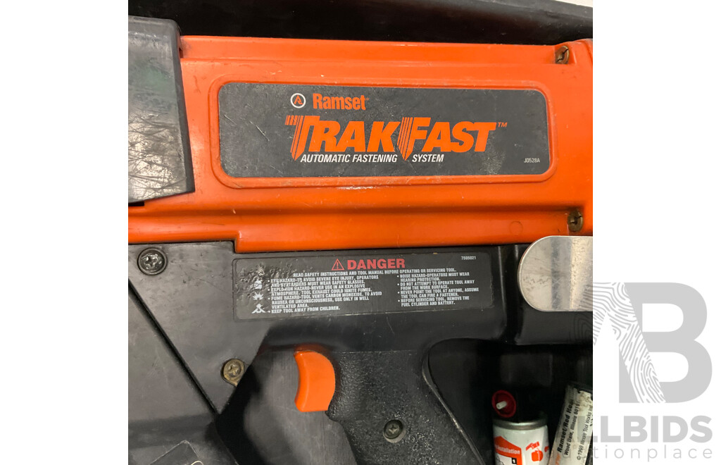 RAMSET Trakfast TF-1100 Gun with Carry Case