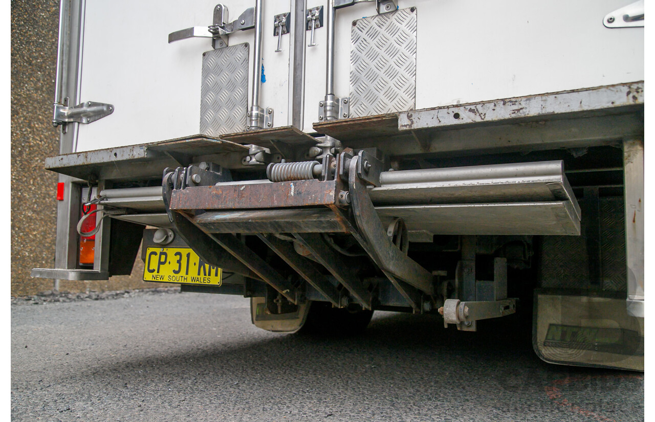 02/2012 Mitsubishi Canter 515 4x2 Pantech 2d Truck Turbo Diesel 3.0L