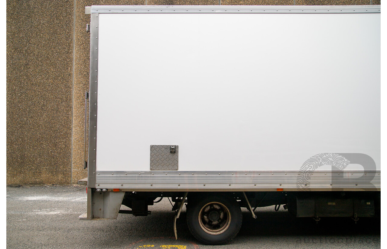 02/2012 Mitsubishi Canter 515 4x2 Pantech 2d Truck Turbo Diesel 3.0L