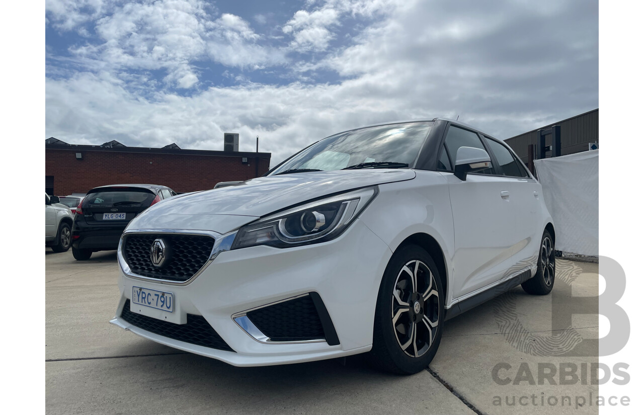 11/19 Mg Mg3 Auto EXCITE (WITH NAVIGATION) FWD MY20 5D Hatchback White 1.5L