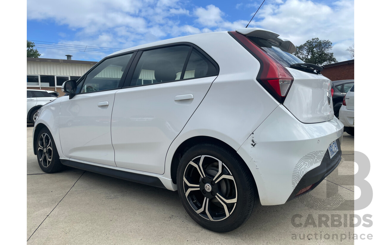 11/19 Mg Mg3 Auto EXCITE (WITH NAVIGATION) FWD MY20 5D Hatchback White 1.5L