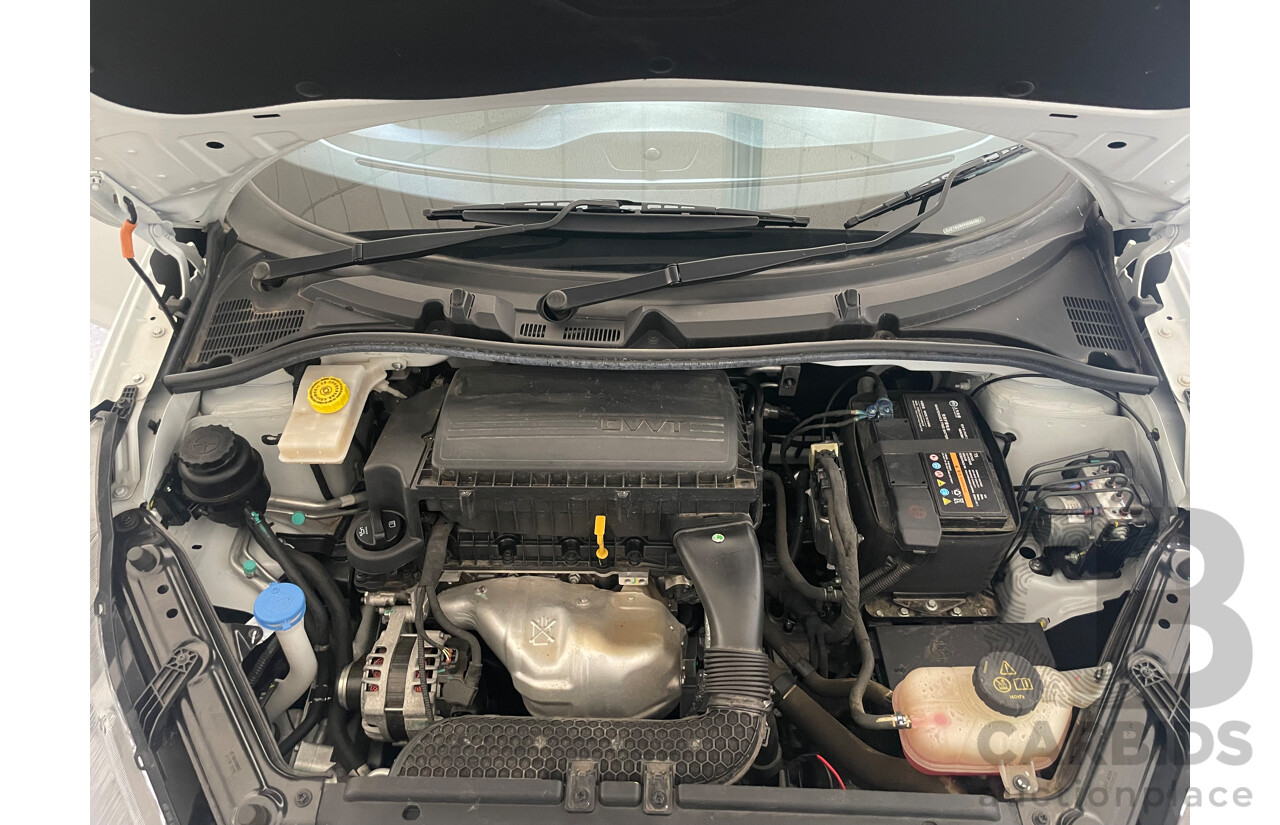 11/19 Mg Mg3 Auto EXCITE (WITH NAVIGATION) FWD MY20 5D Hatchback White 1.5L