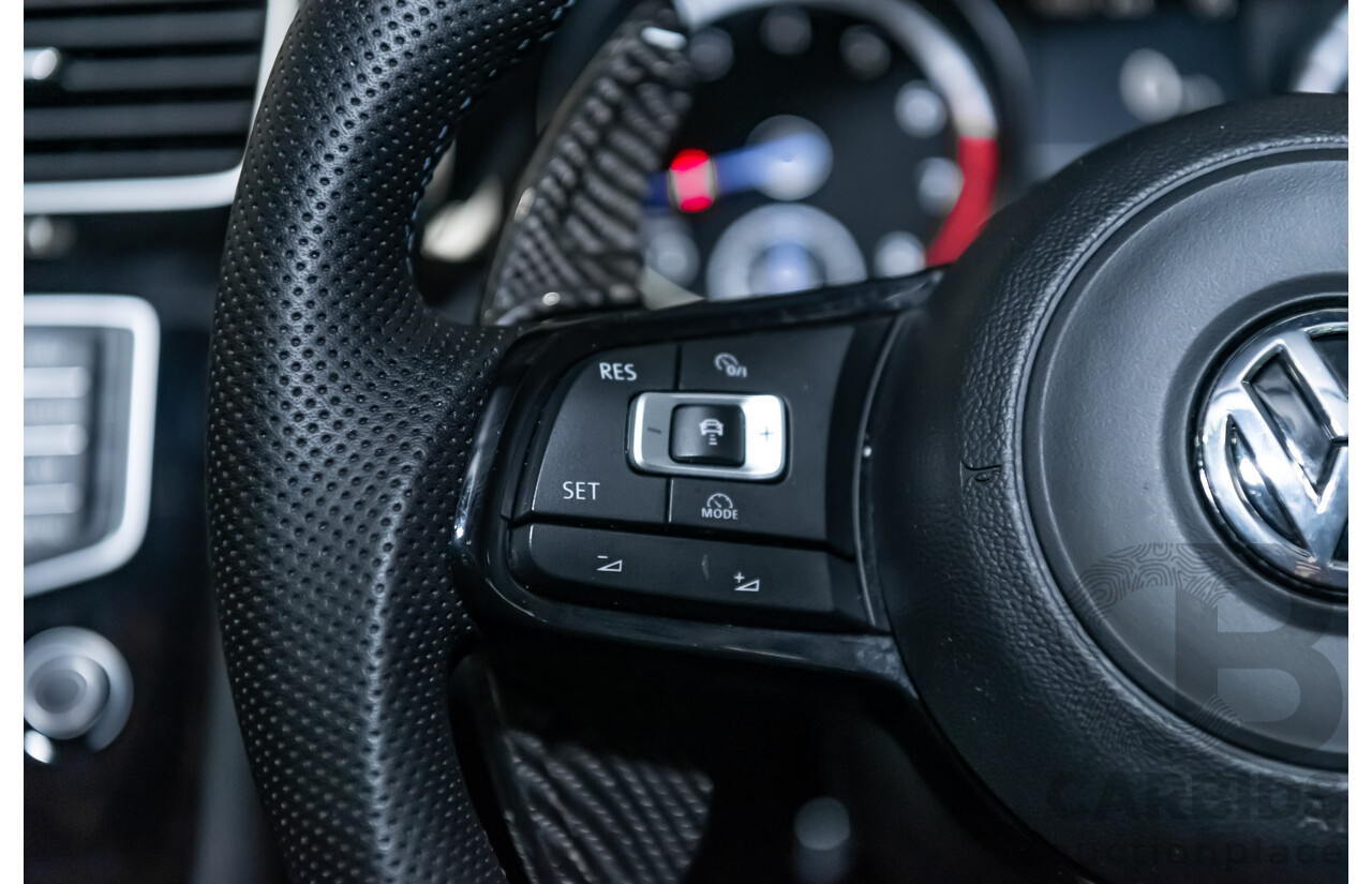 10/2015 Volkswagen Golf R Wolfsburg Edition (AWD) AU MY16 5d Hatchback White Turbo 2.0L