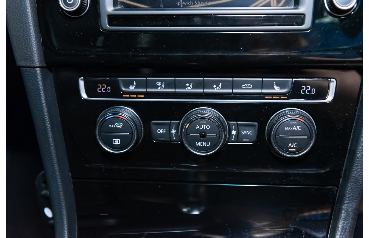 10/2015 Volkswagen Golf R Wolfsburg Edition (AWD) AU MY16 5d Hatchback White Turbo 2.0L