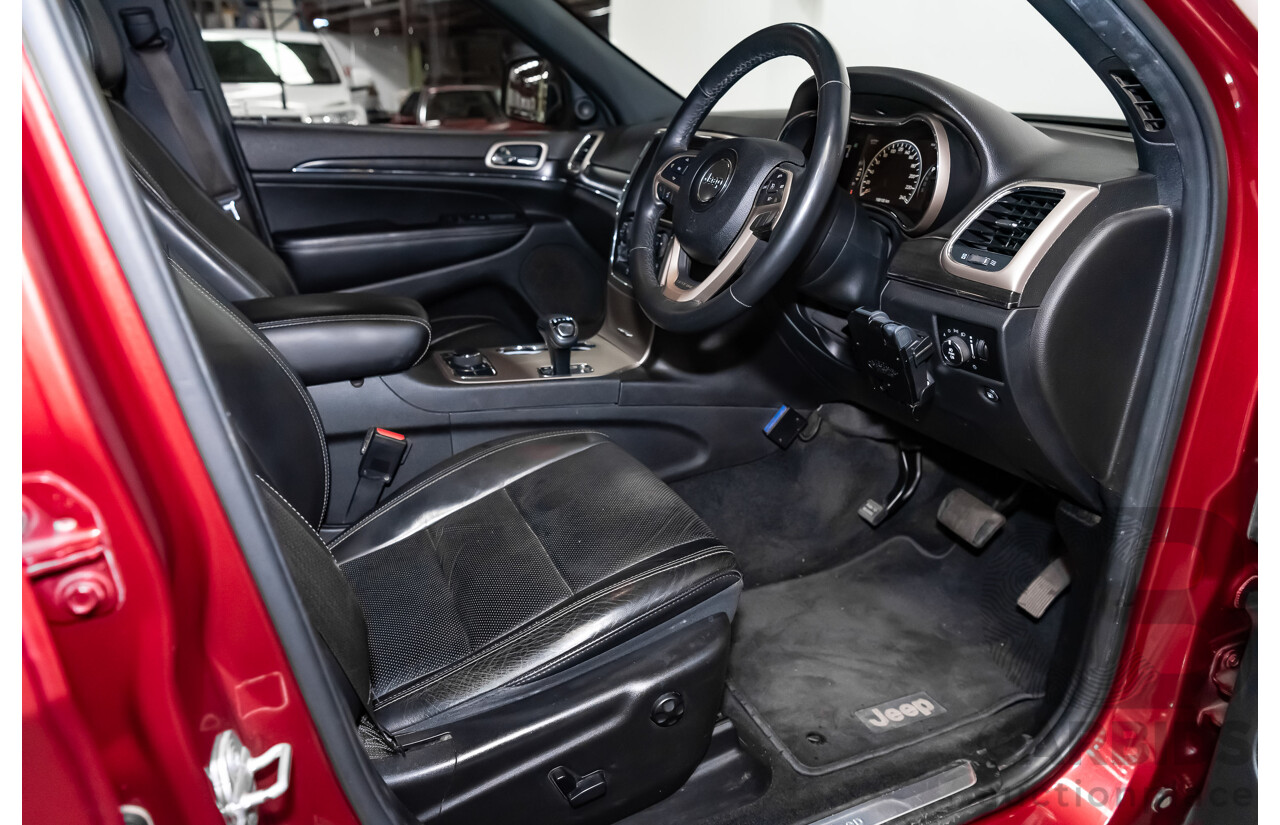 10/2013 Jeep Grand Cherokee Limited (4x4) WK MY14 4d Wagon Metallic Red Turbo Diesel V6 3.0L