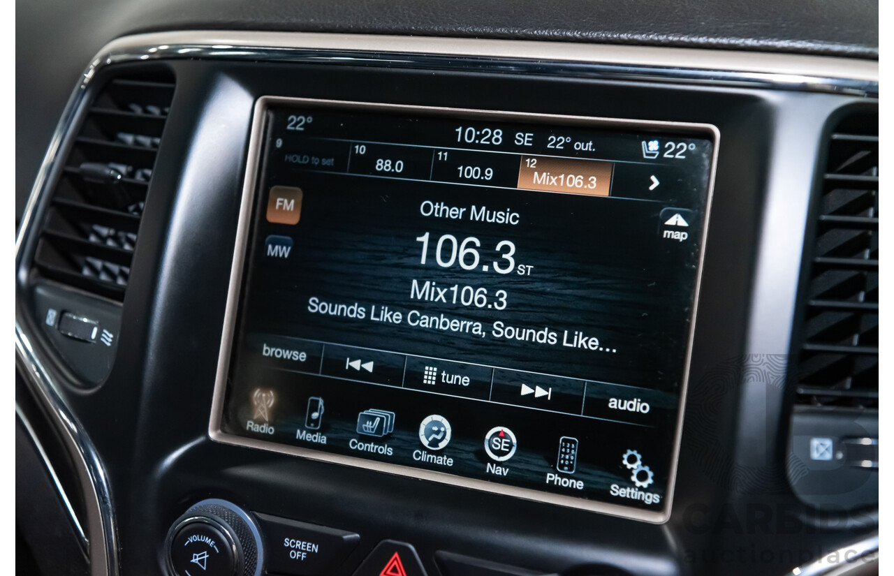 10/2013 Jeep Grand Cherokee Limited (4x4) WK MY14 4d Wagon Metallic Red Turbo Diesel V6 3.0L