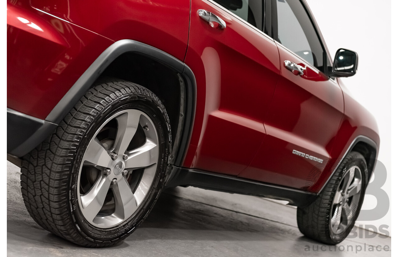 10/2013 Jeep Grand Cherokee Limited (4x4) WK MY14 4d Wagon Metallic Red Turbo Diesel V6 3.0L