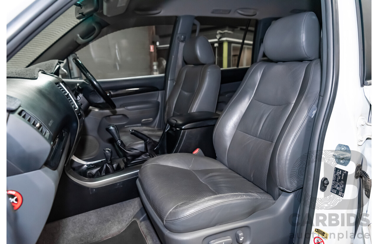 1/2008 Toyota Landcruiser Prado VX (4x4) KDJ120R 07 UPGRADE 4d Wagon White Turbo Diesel 3.0L - 8 Seater