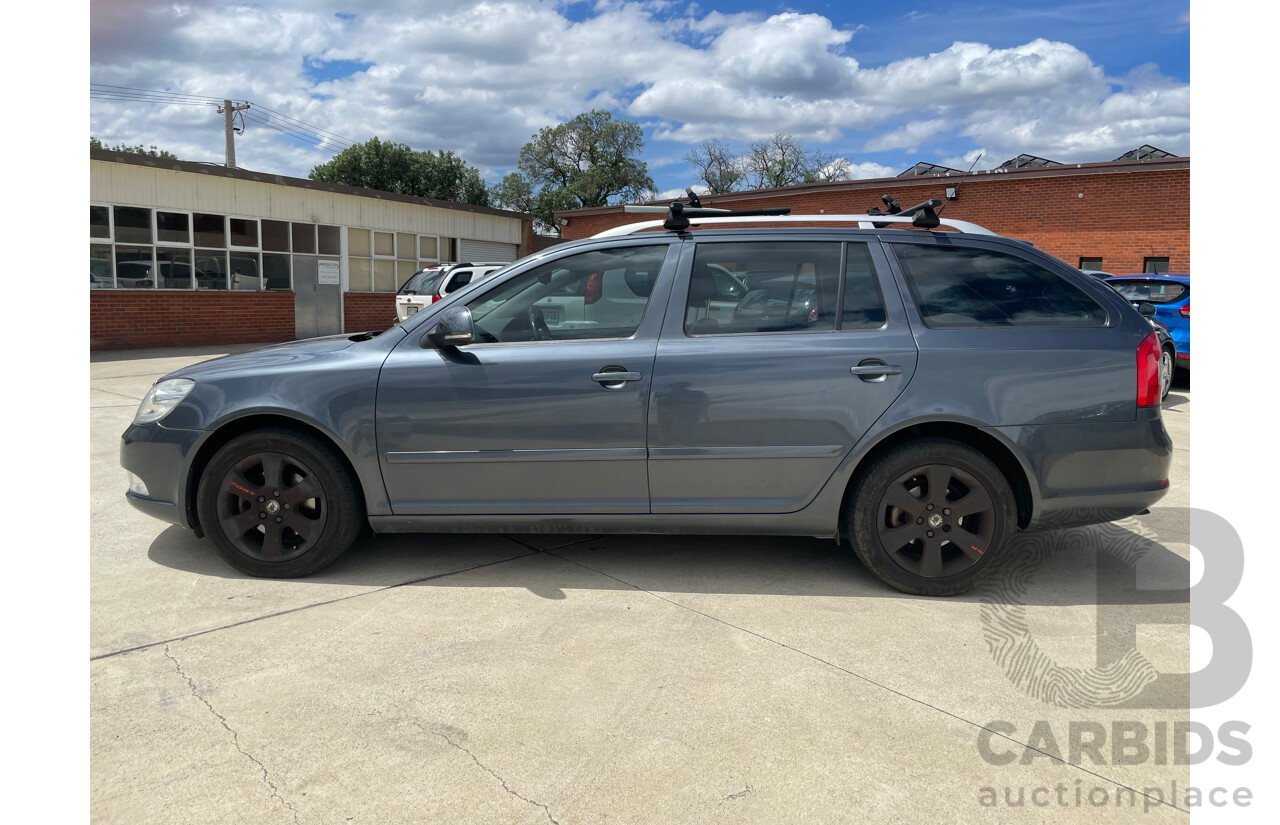 11/09 Skoda Octavia 2.0 TDI FWD 1Z MY10 4D Wagon Grey 2.0L