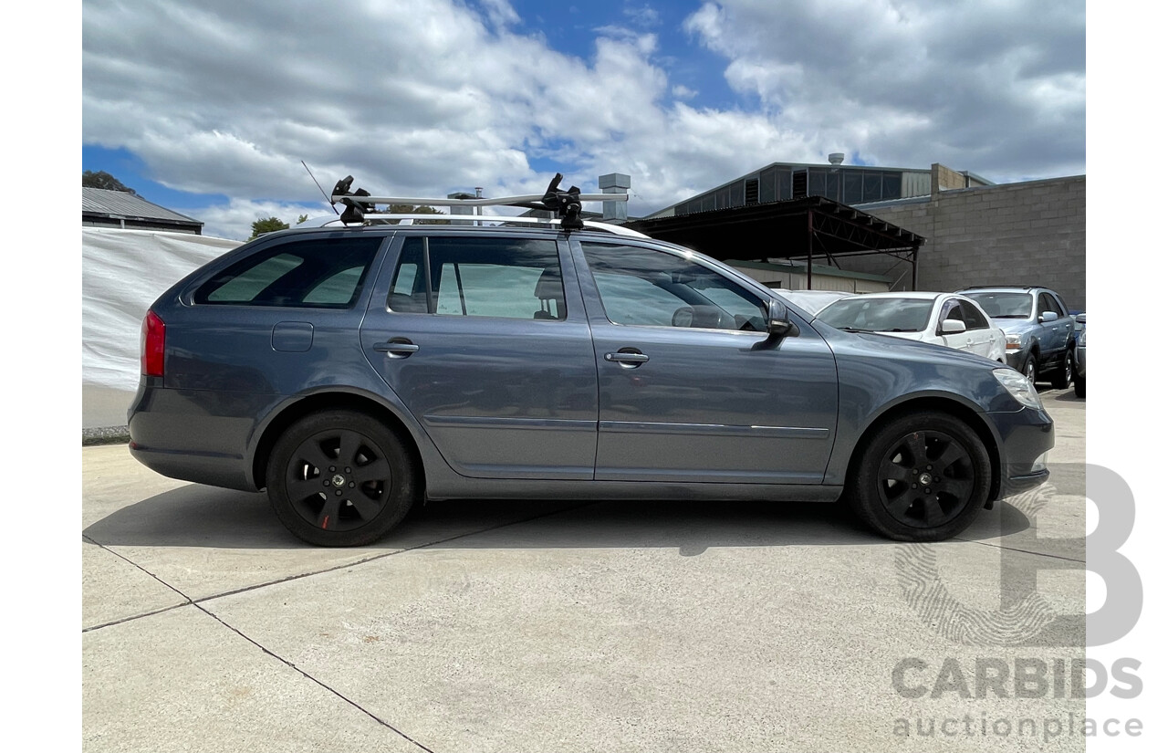 11/09 Skoda Octavia 2.0 TDI FWD 1Z MY10 4D Wagon Grey 2.0L