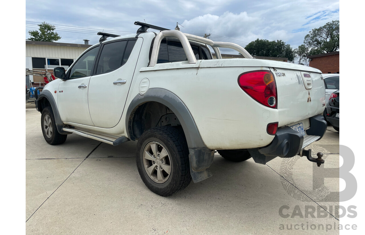 06/07 Mitsubishi Triton GLX-R (4x4) 4x4 ML Double Cab Utility White 3.2L