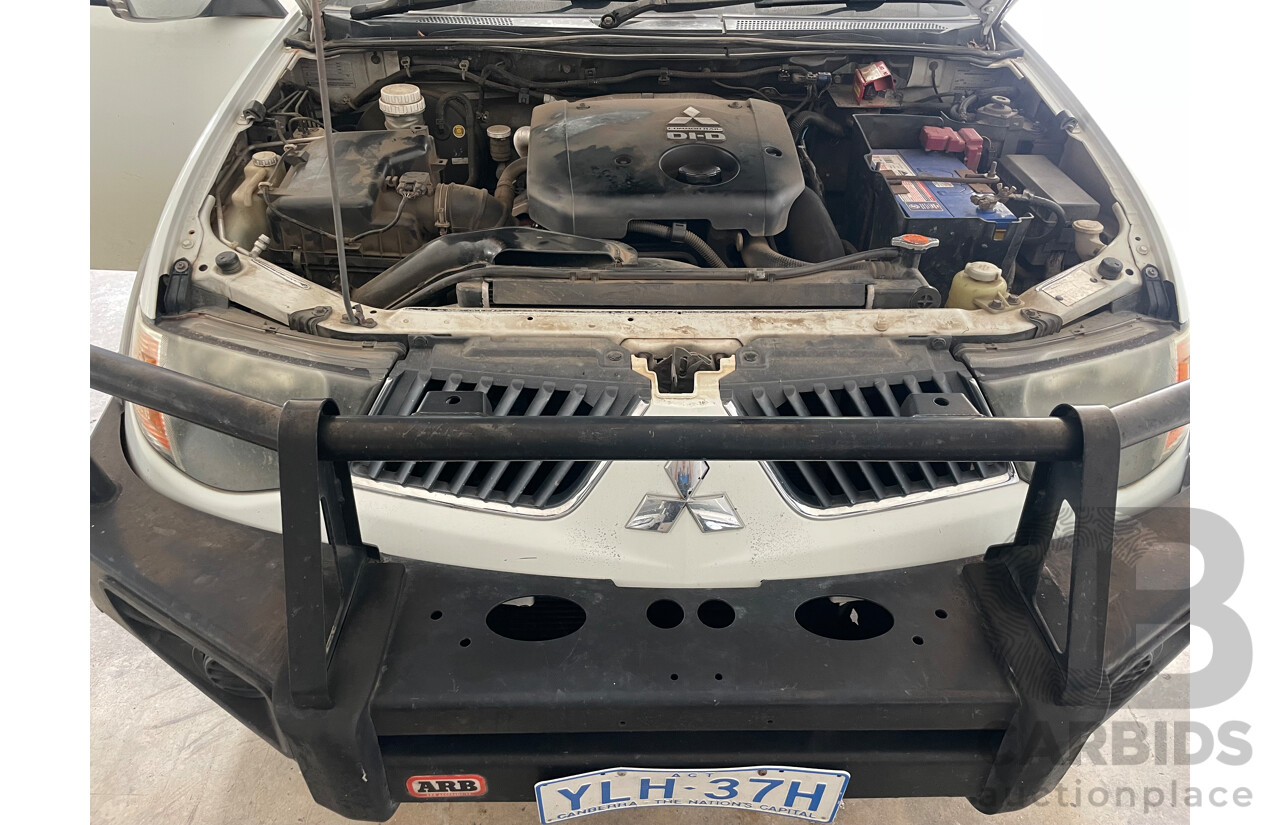 06/07 Mitsubishi Triton GLX-R (4x4) 4x4 ML Double Cab Utility White 3.2L