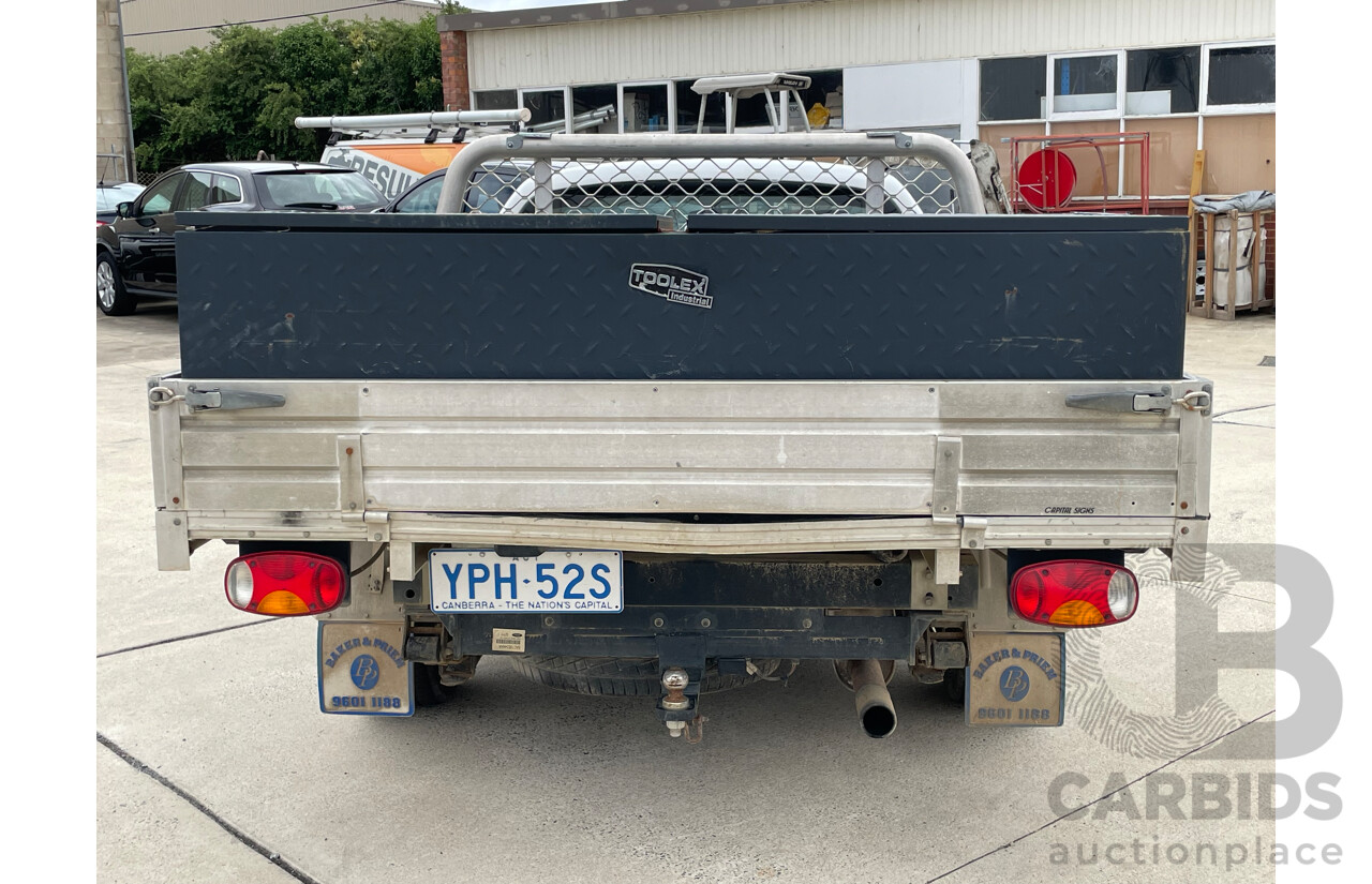 11/11 Ford Falcon  RWD FG UPGRADE C/Chas White 4.0L