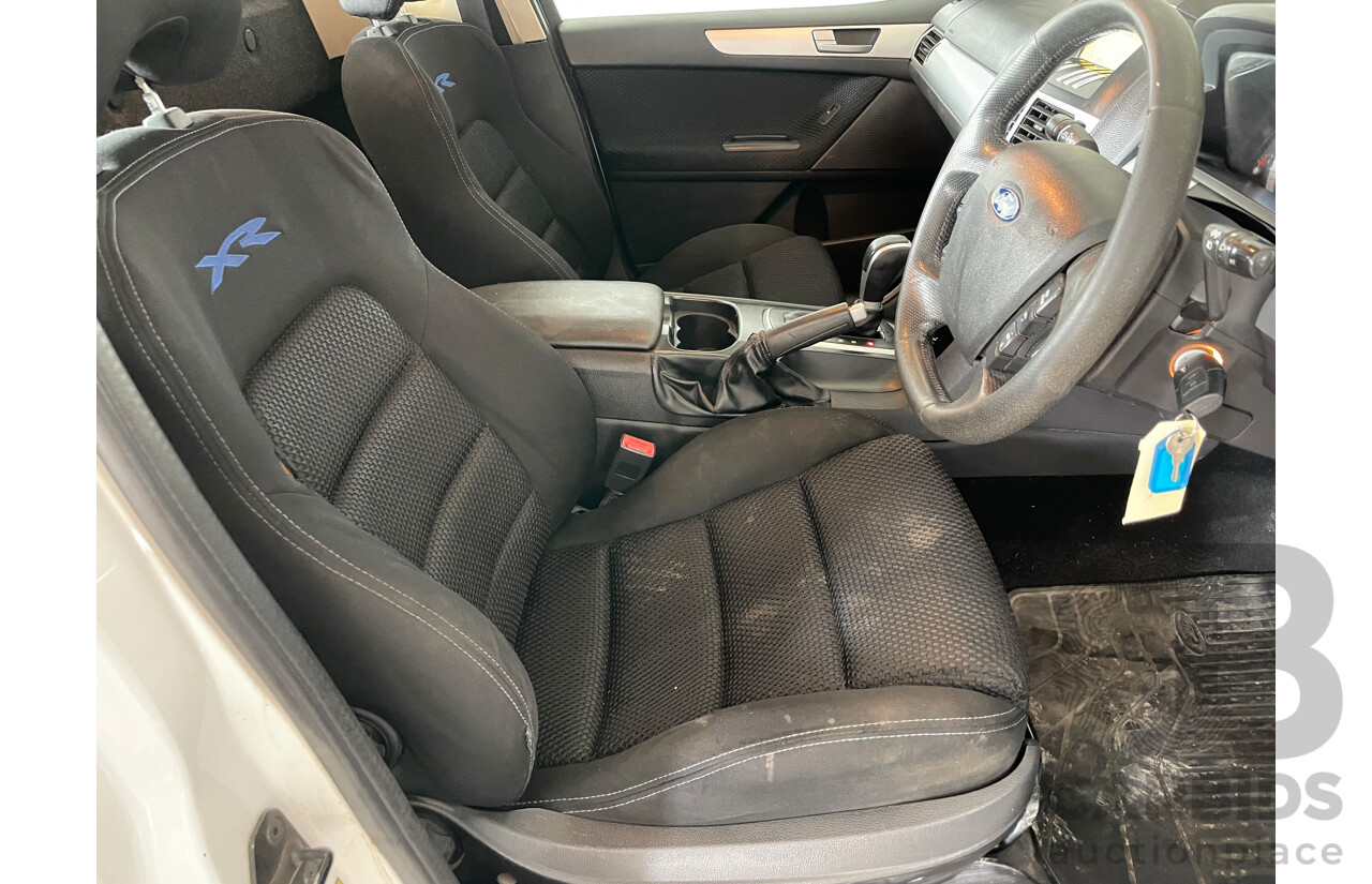 11/11 Ford Falcon  RWD FG UPGRADE C/Chas White 4.0L